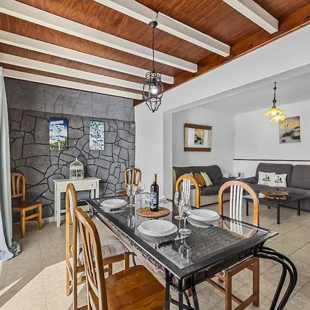 Bezanilla - Vipvipvillas Vila *